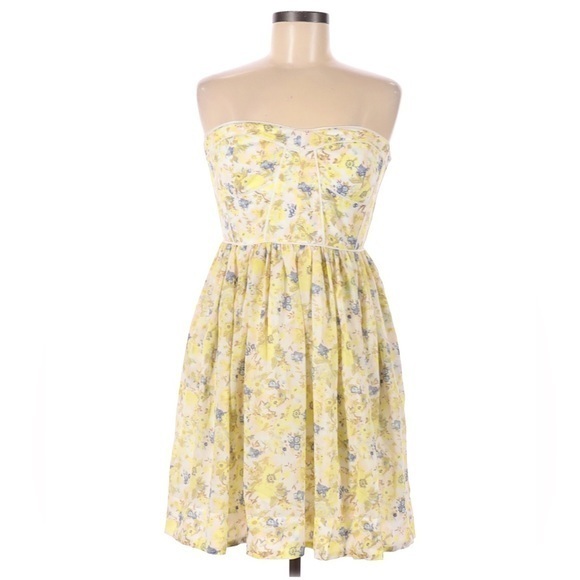 Gianni Bini Dresses & Skirts - Gianni Bini‎ Cocktail Dress